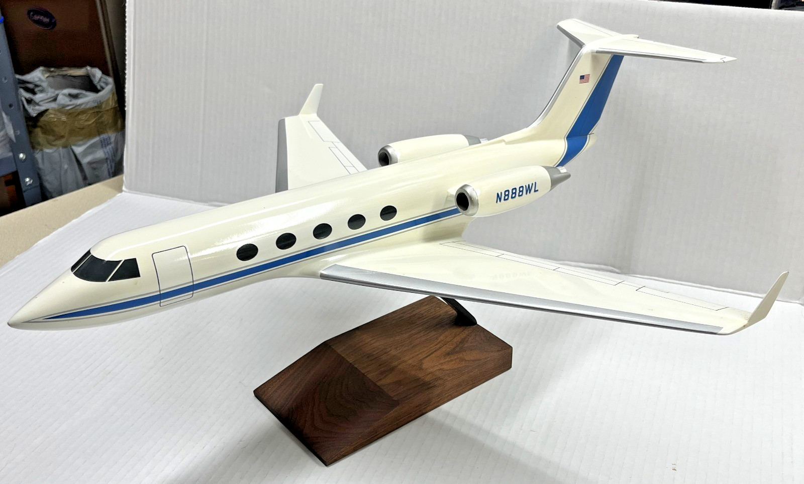 Vintage PacMin Gulfstream III Jet Desk Model Pacific Miniatures Wang Labs 1/48?