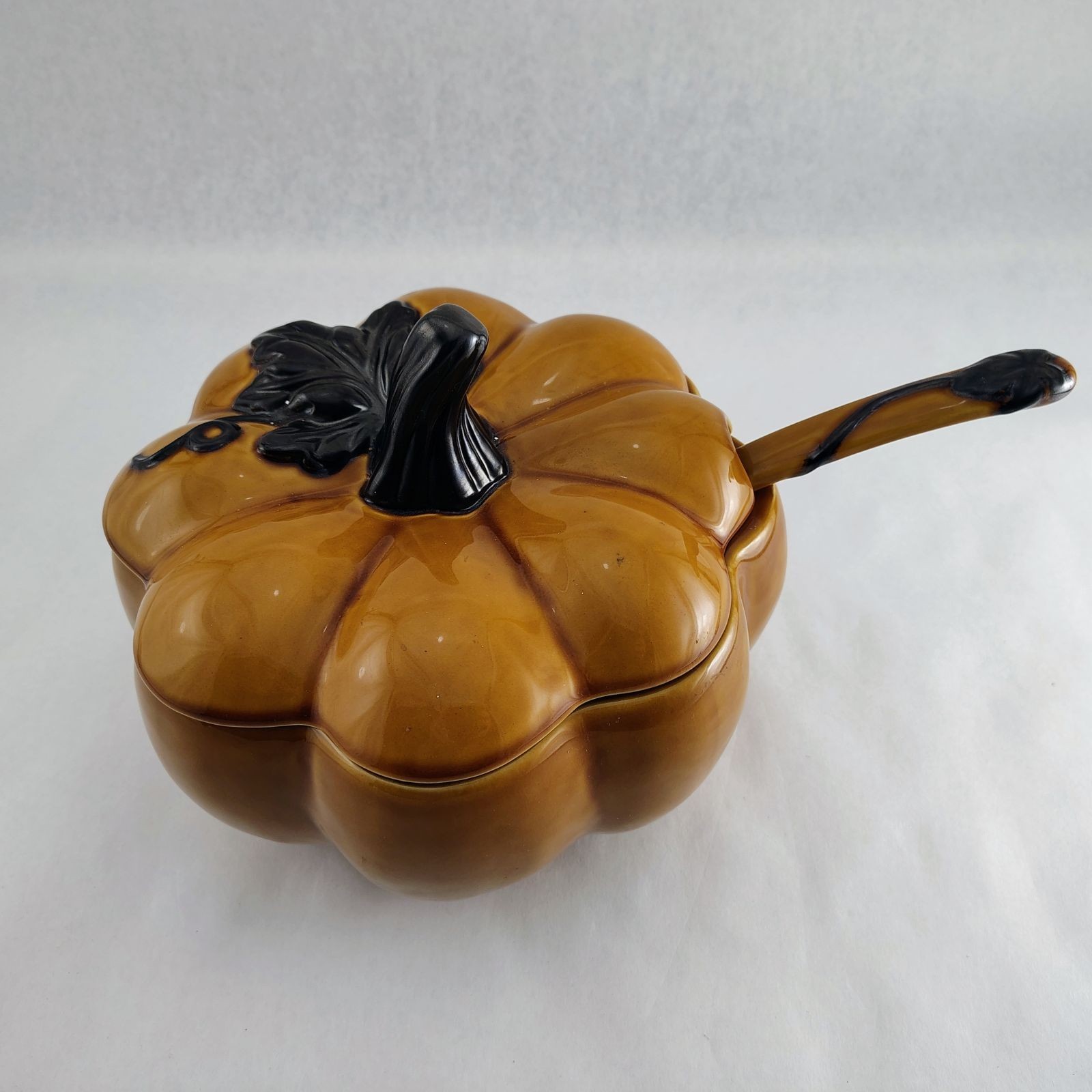 Pumpkin Soup Tureen Lid Ladle Valerie Cumberland Design Group Halloween Fall