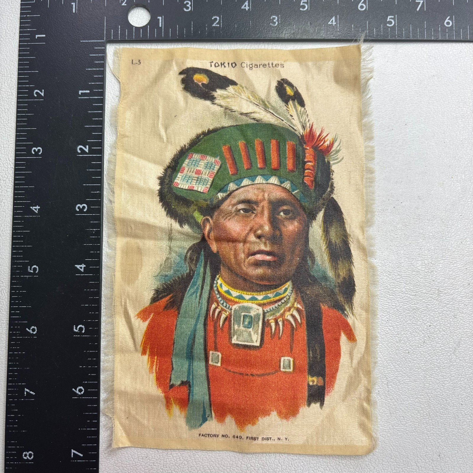 VTG LG SIZE (Wrinkles) NATIVE AMERICAN INDIAN TOKIO CIGARETTES Tobacco Silk 55MU