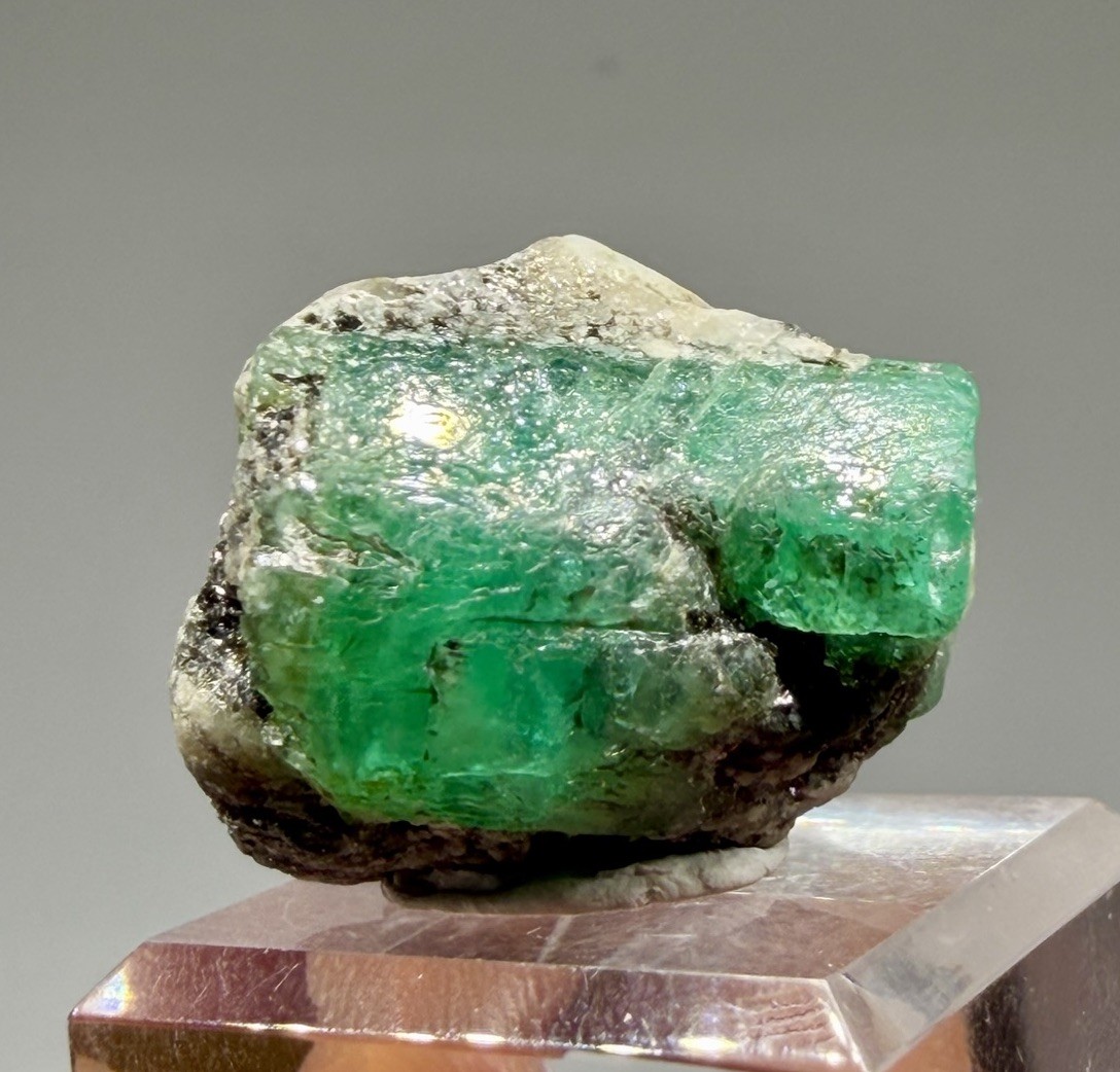 Natural Emerald Specimen From Ural  Russia, Green Beryl, 9.5gm
