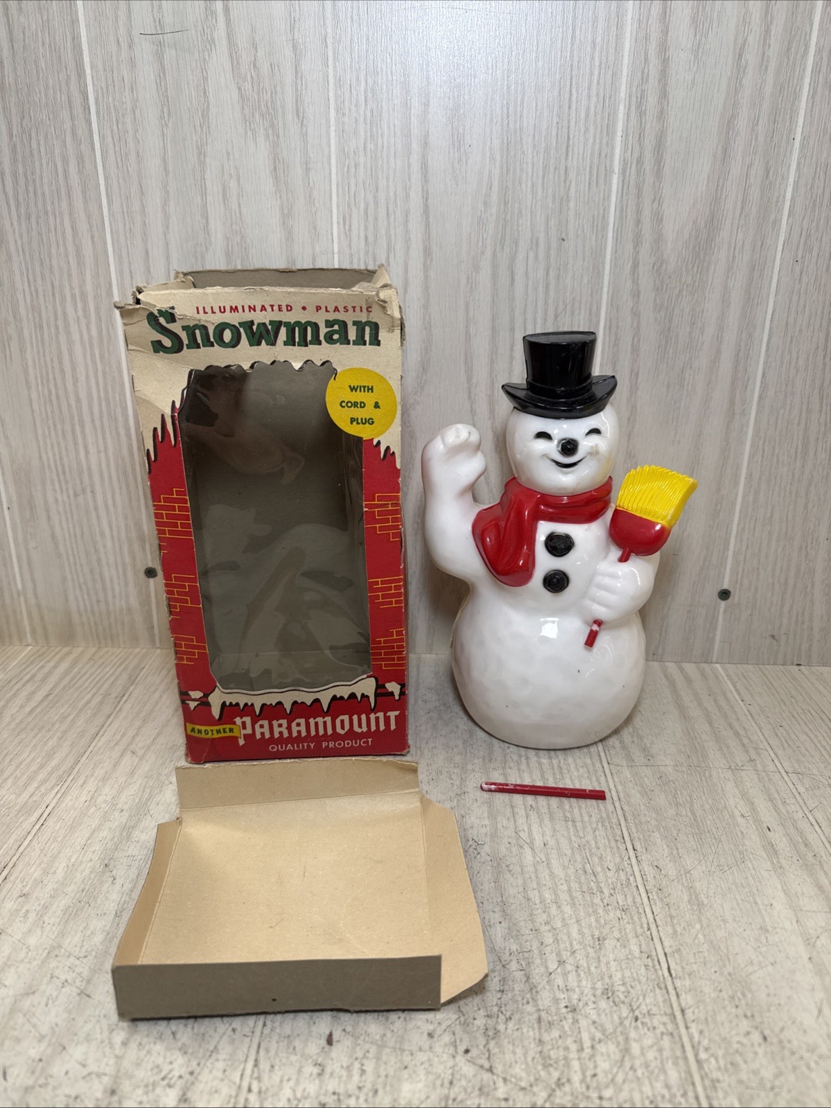 Vintage Paramount Hard Plastic SNOWMAN with BROOM in HARD TO FIND ORIGINAL BOX