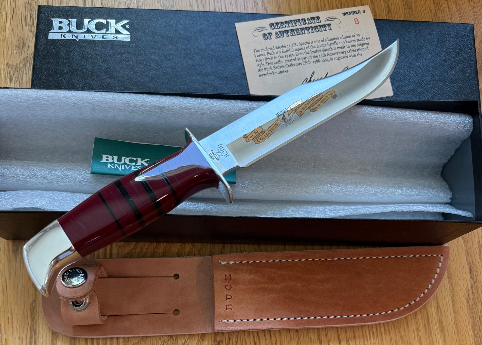 RARE BUCK CLUB RED LUCITE 119 KNIFE NEVER USED IN BOX ONLY 70 MADE   SMRT2