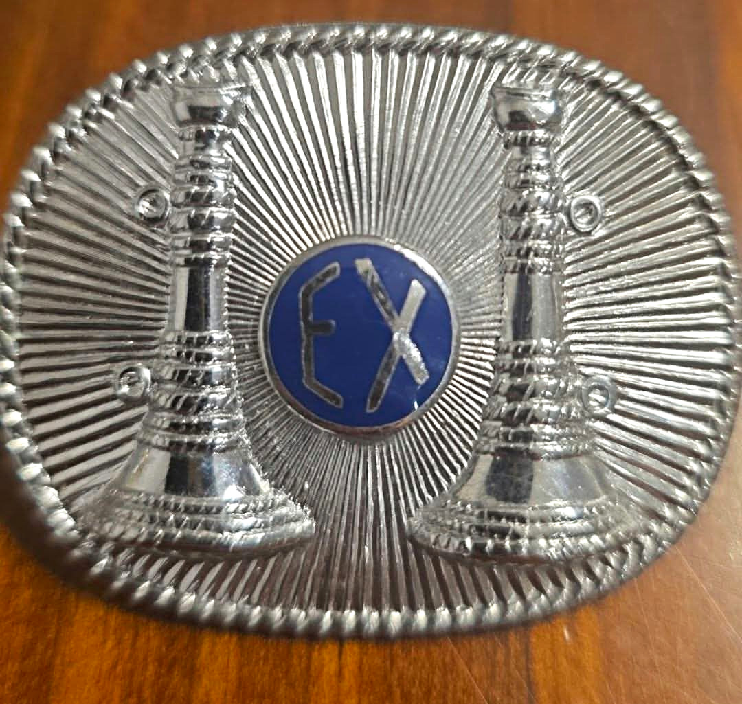 Vintage Fire Dept Cap Badge Obsolete Ex Fire Captain 2 Horns Bugles Screw Back