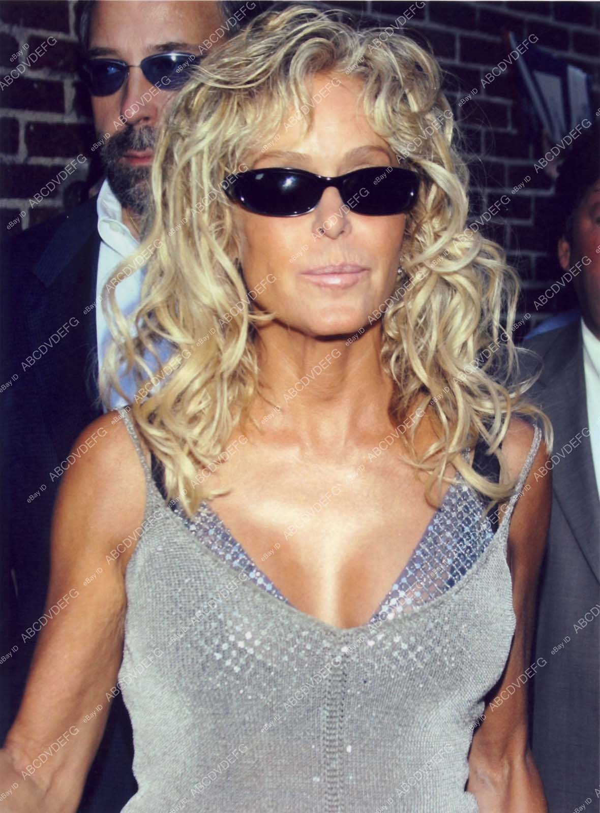 ( Farrah Fawcett arriving at some event - dp-09537