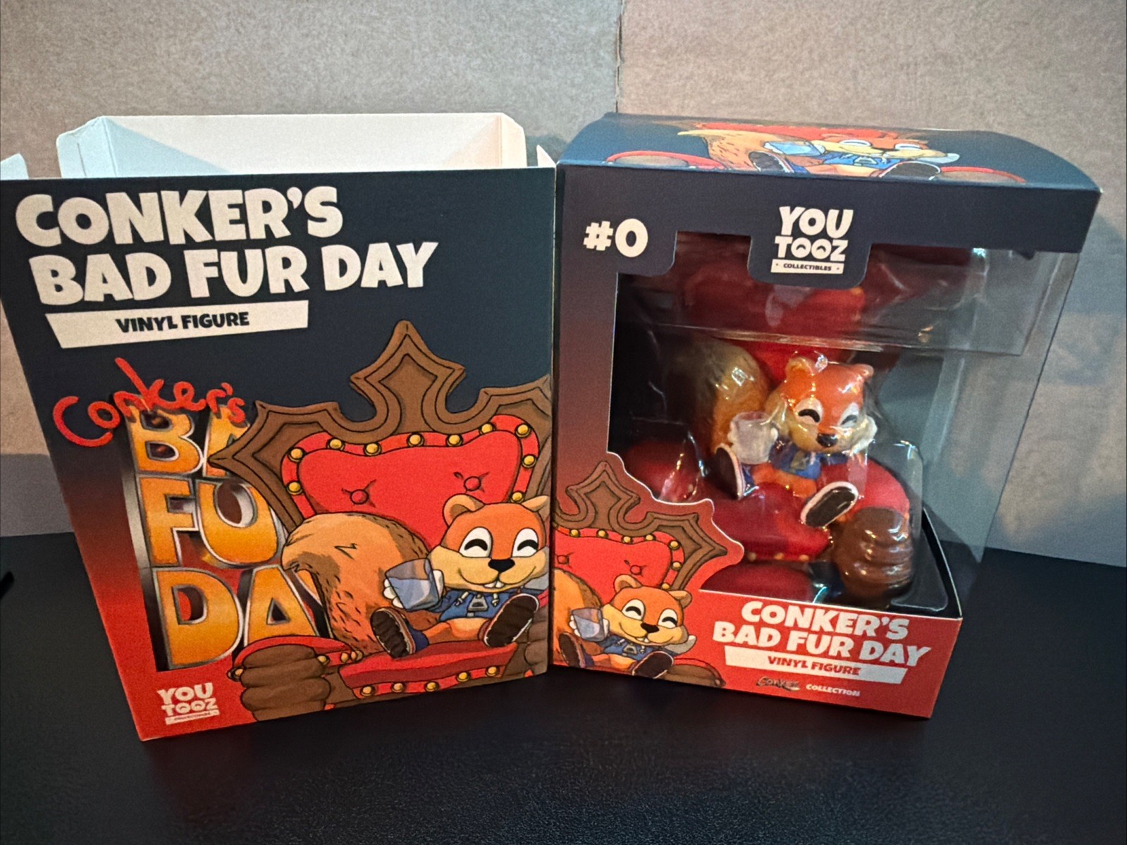 Conker's Bad Fur Day #0 Vinyl Figure Statue N64 King Conker Youtooz + Protector