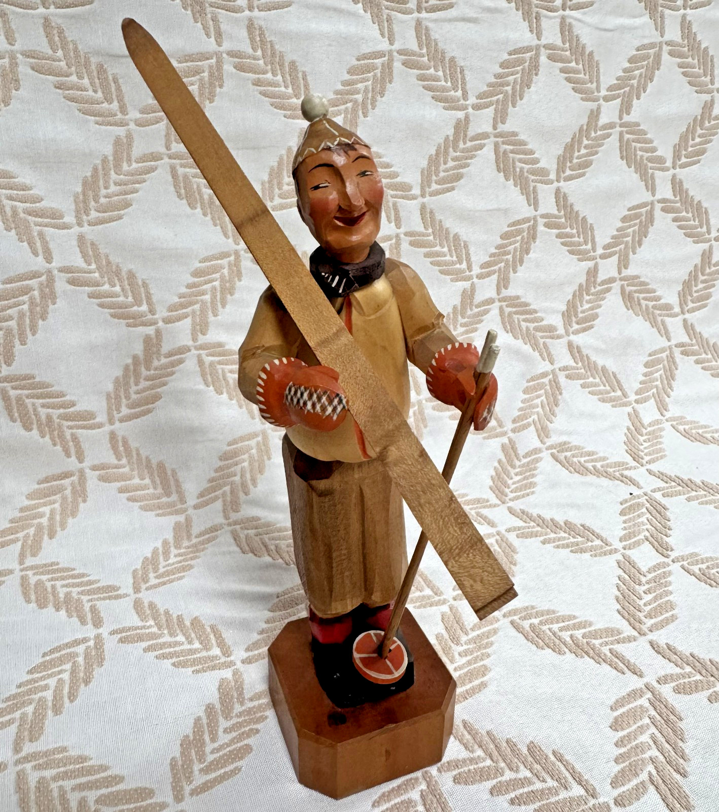 Vintage ANRI Italian Hand Carved Wood Alpine Skier 8 1/2