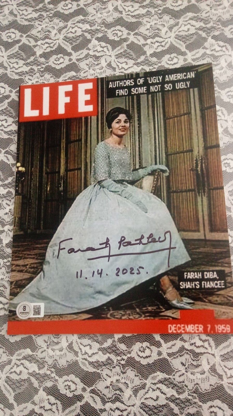 SIGNED Farah Diba Pahlavi AUTOGRAPHED Shah of Iran's Wife RARE Photo Beckett COA