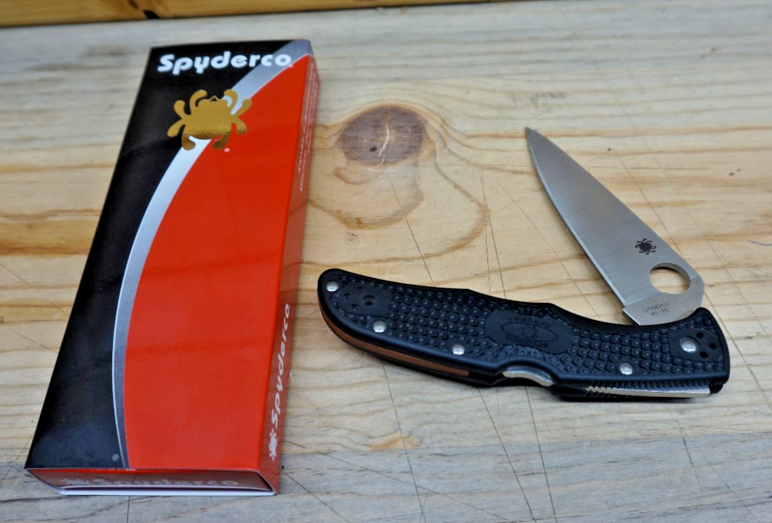Spyderco Black Endura  C10FPBK Flat Ground  Plain Edge Knife 3 3/4