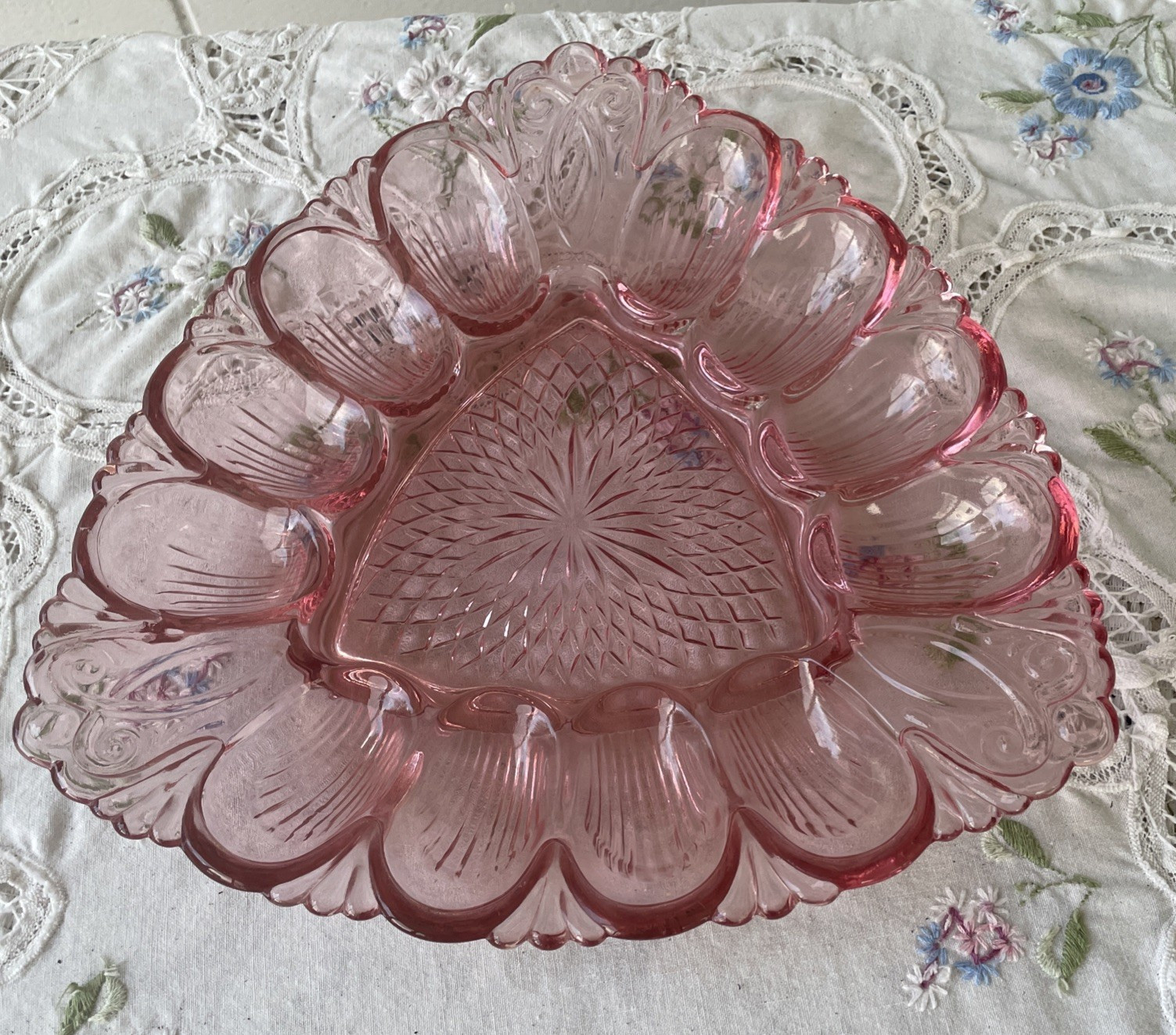 Vintage Pink Glass L E Smith Deviled Egg Triangle Dish Serving Plate MCM 1950\'s
