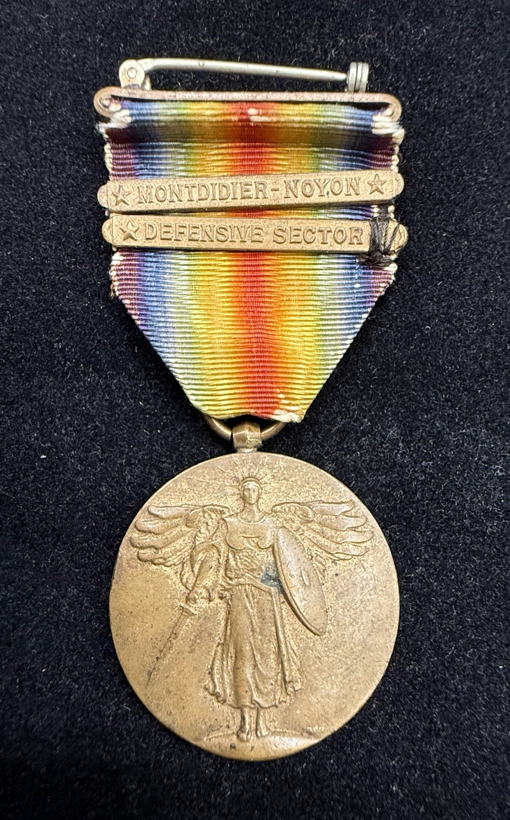 US WWI Victory Medal with St. Mihiel, Montdidier-Noyon Defensive Sector Clasps
