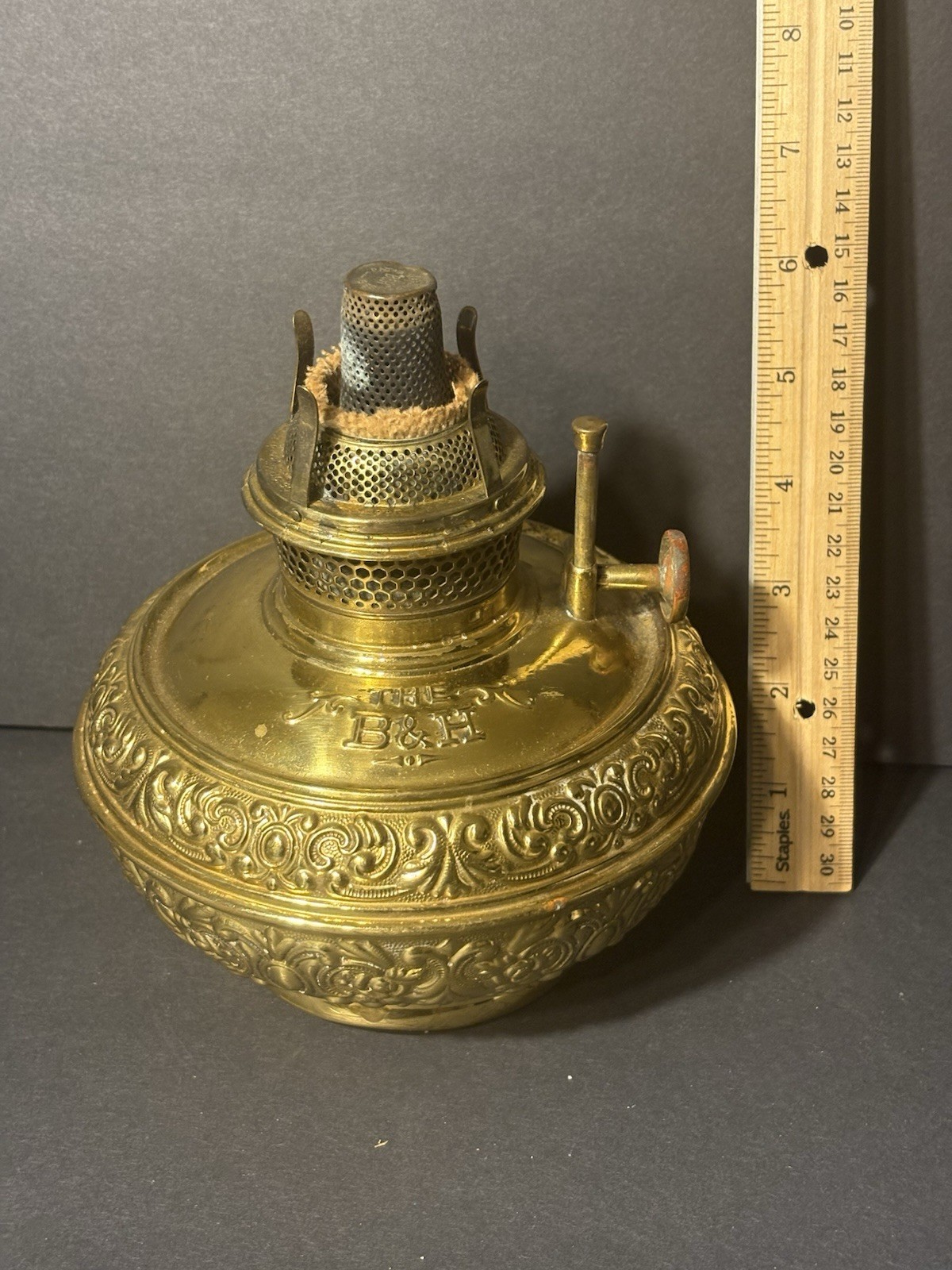 Antique Victorian B H Bradley Hubbard Brass Hanging Oil Kerosene Lamp Font Part