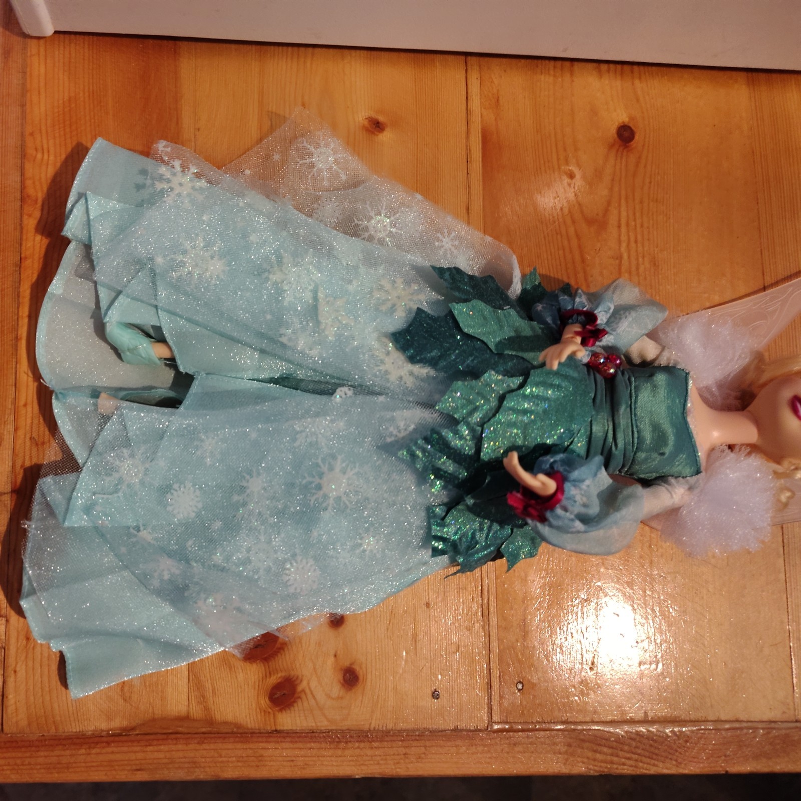 Disney Tinker Bell 2022 Holiday Special Edition Collectible Doll.  Used 