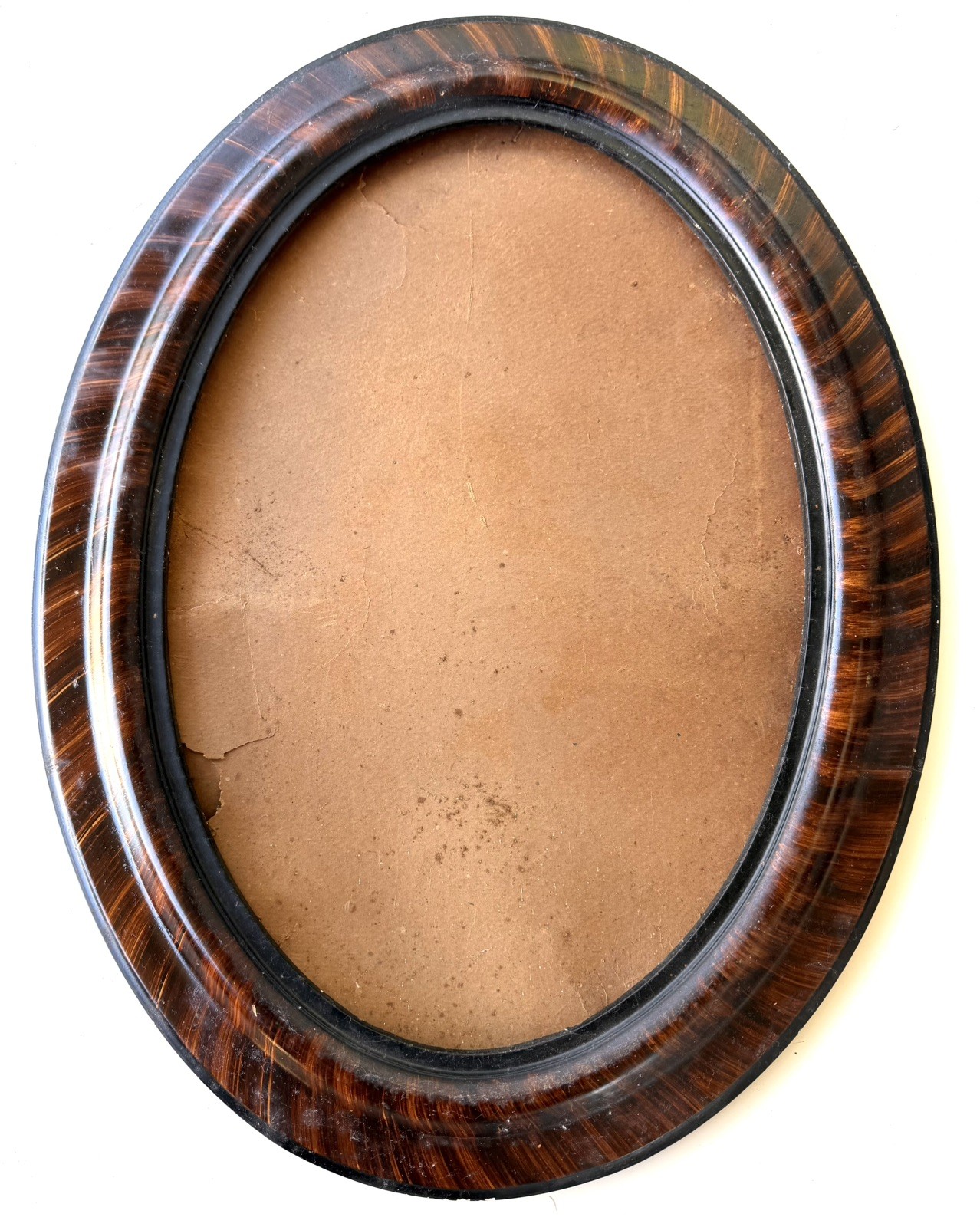 Antique tiger woodVictorian Oval frame 18 x 24“ glass not included
