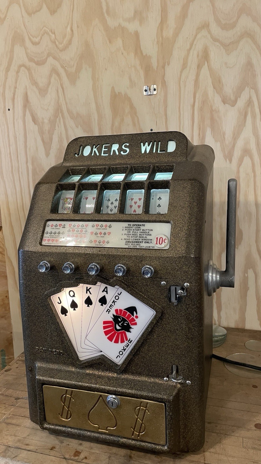 Rare Vintage 1950\'s ? Daval Co. Jokers Wild 10¢ Trade Stimulator Slot Machine