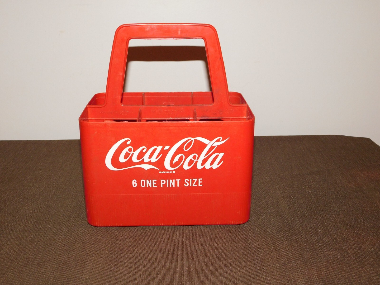 VINTAGE COCA COLA COKE 6 ONE PINT SIZE PLASTIC SODA BOTTLE CARRIER