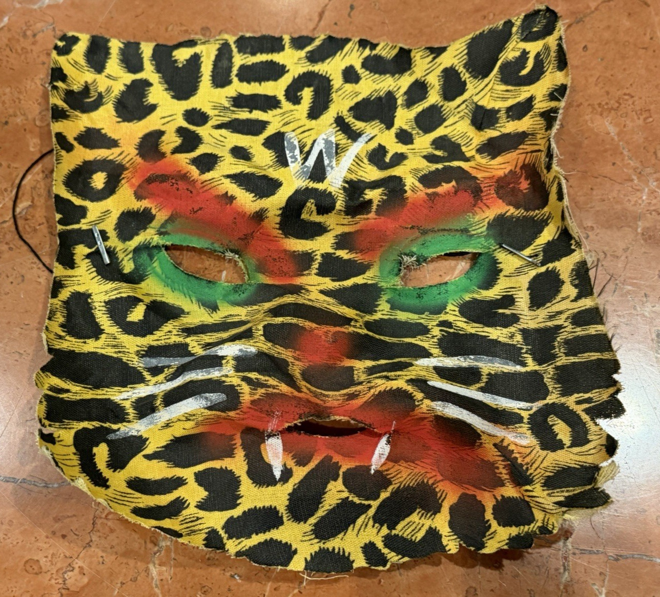 VINTAGE 1940S GAUZE WILDCAT CAT LEOPARD HALLOWEEN CHILD\'S MASK EUC