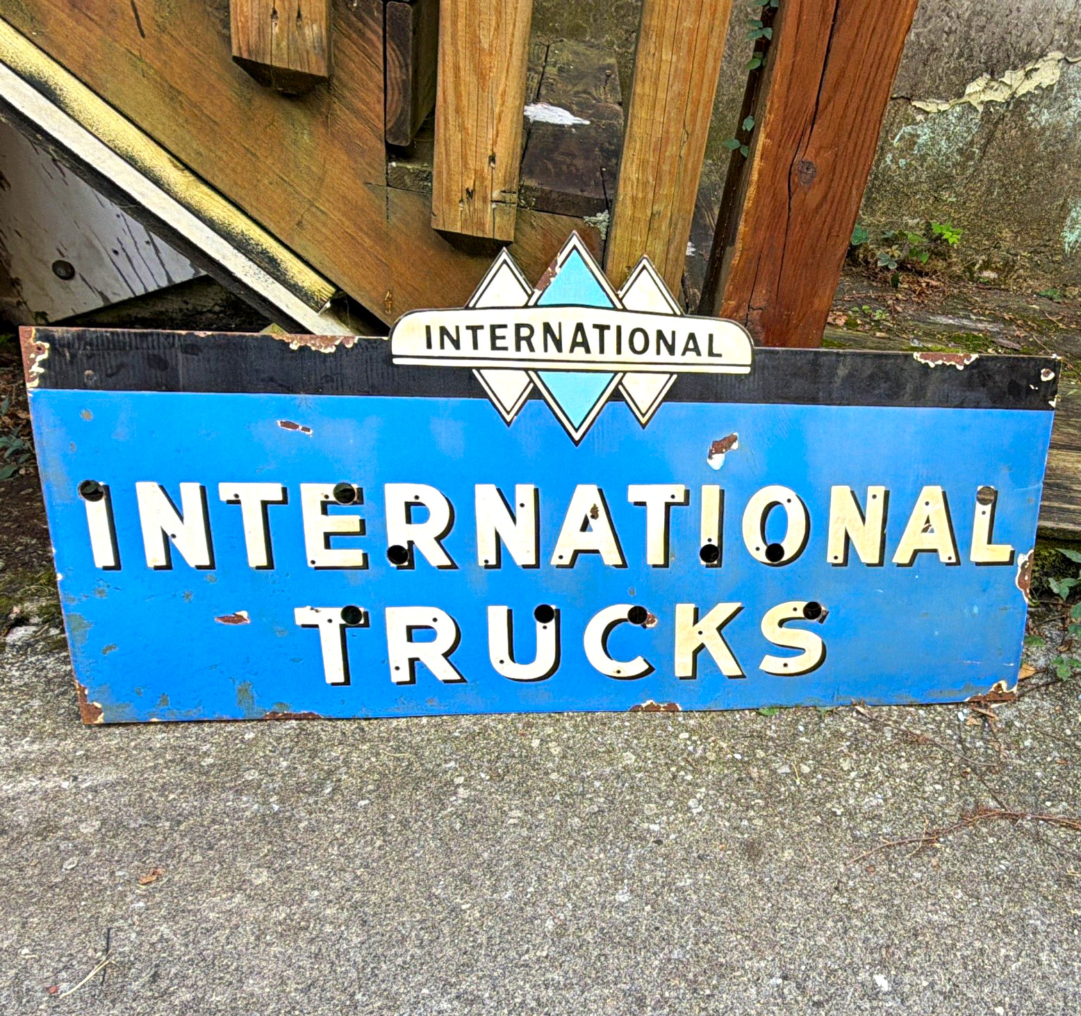 Old International Harvester Advertising Original porcelain Sign 