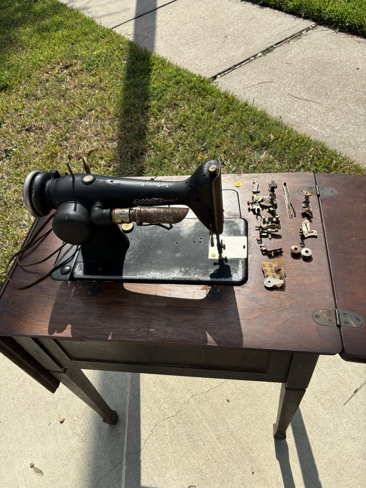 Vintage Singer Sewing Machine 1926 Model #AA996868