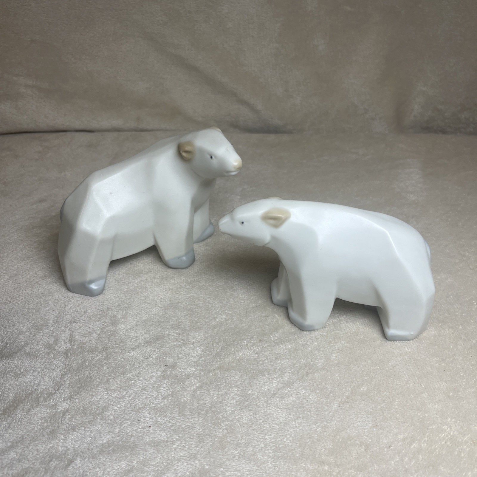 Vintage Pair Polar Bears Cubist Porcelain Figurines Crowing Touch Japan Set Of 2