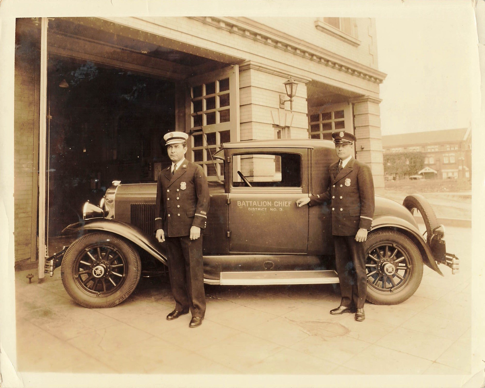 1930s Battalion Chief District No 3 Fire Dept Staff Car Photo Firemen original