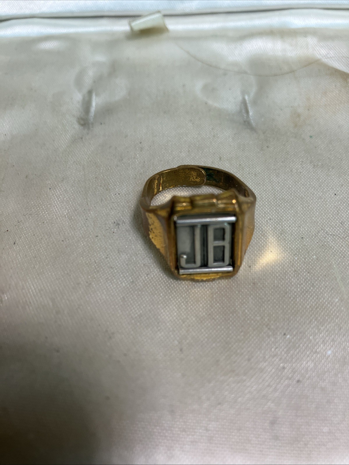 ORIGINAL CIRCA 1930S OVALTINE LITTLE ORPHAN ANNIE PREMIUM RING Initial Ring