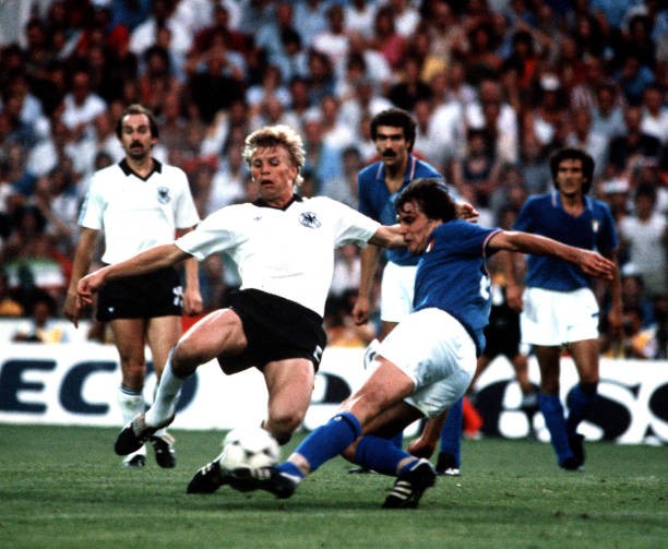 1982 Italy 3 v West Germany 1 Italy\'s Marco Tardelli scores his si- Old Photo