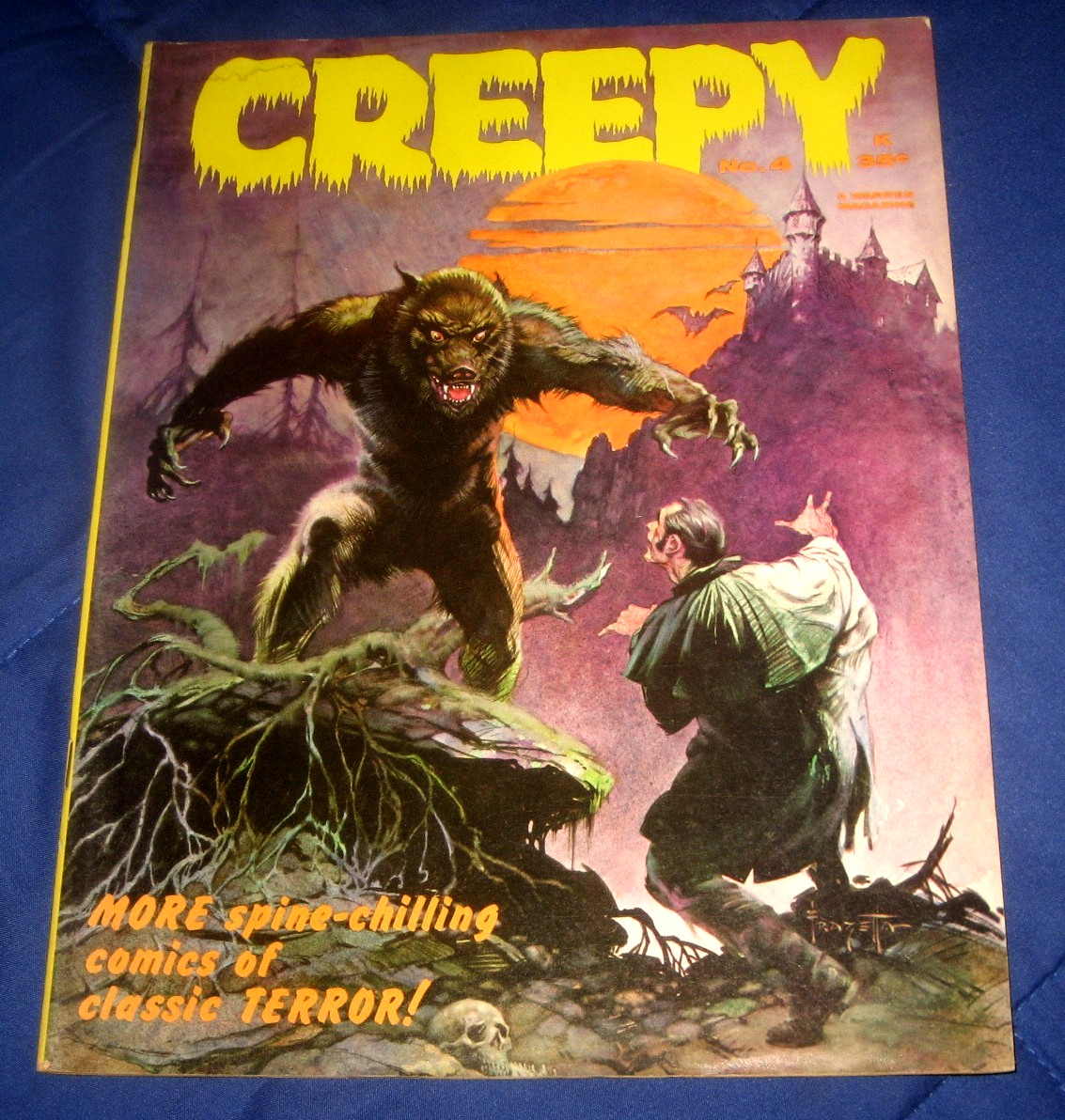 CREEPY # 4 (Warren)  Frazetta /  BIG HALLOWEEN MONSTER MAG SALE