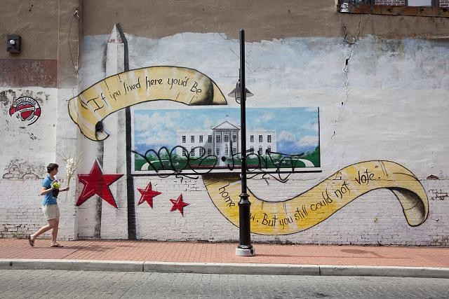 Photo:Washington DC Adams Morgan Mural 2010 Neighborhood Street Scene