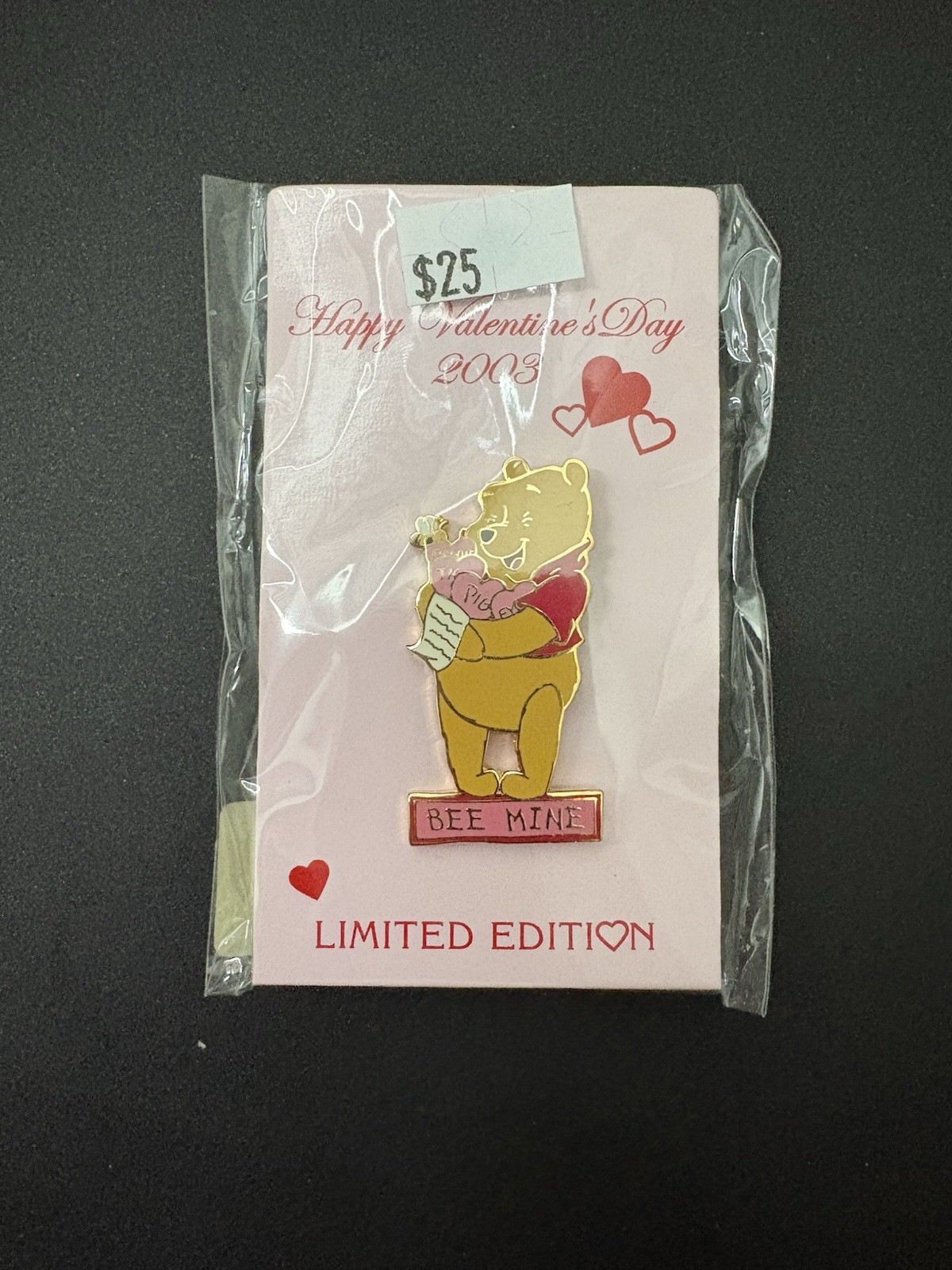 Disney Happy Valentines Day 2003 Pooh LE Pin