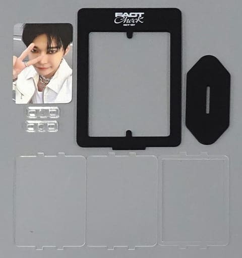DOYOUNG ACRYLIC TURNING STAND SET NCT 127 Fact Check POP UP STORE Japan