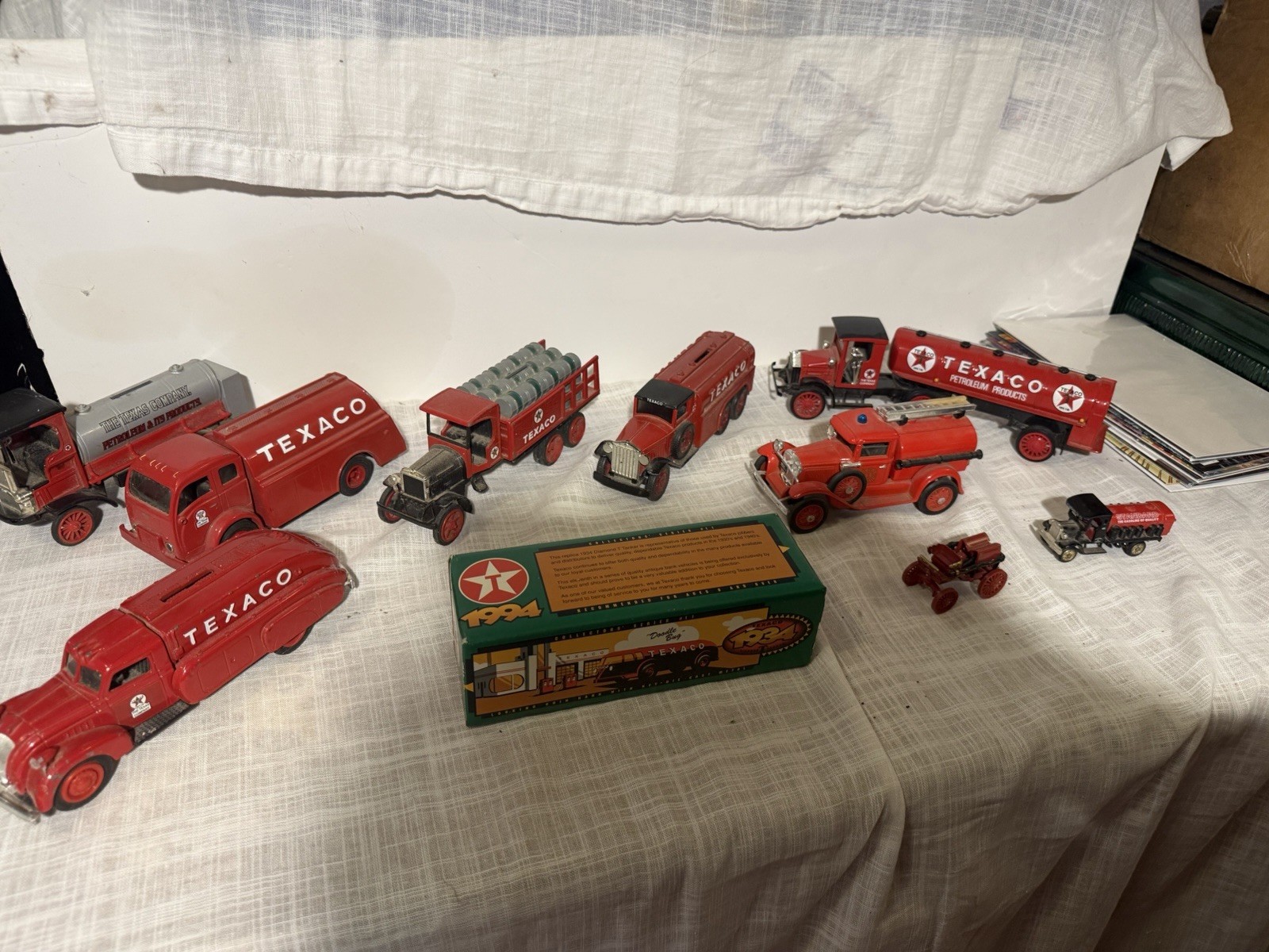 Vintage ERTL Texaco Brand History 7-Piece Multi-Vehicle Die-Cast Fleet Bank Lot