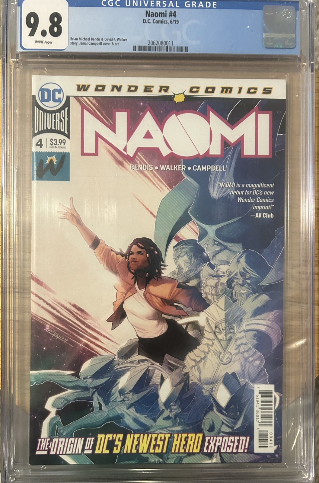 NAOMI #4 CGC 9.8 Near Mint/Mint White Pages DC / 2019 / Cambell Origin Issue