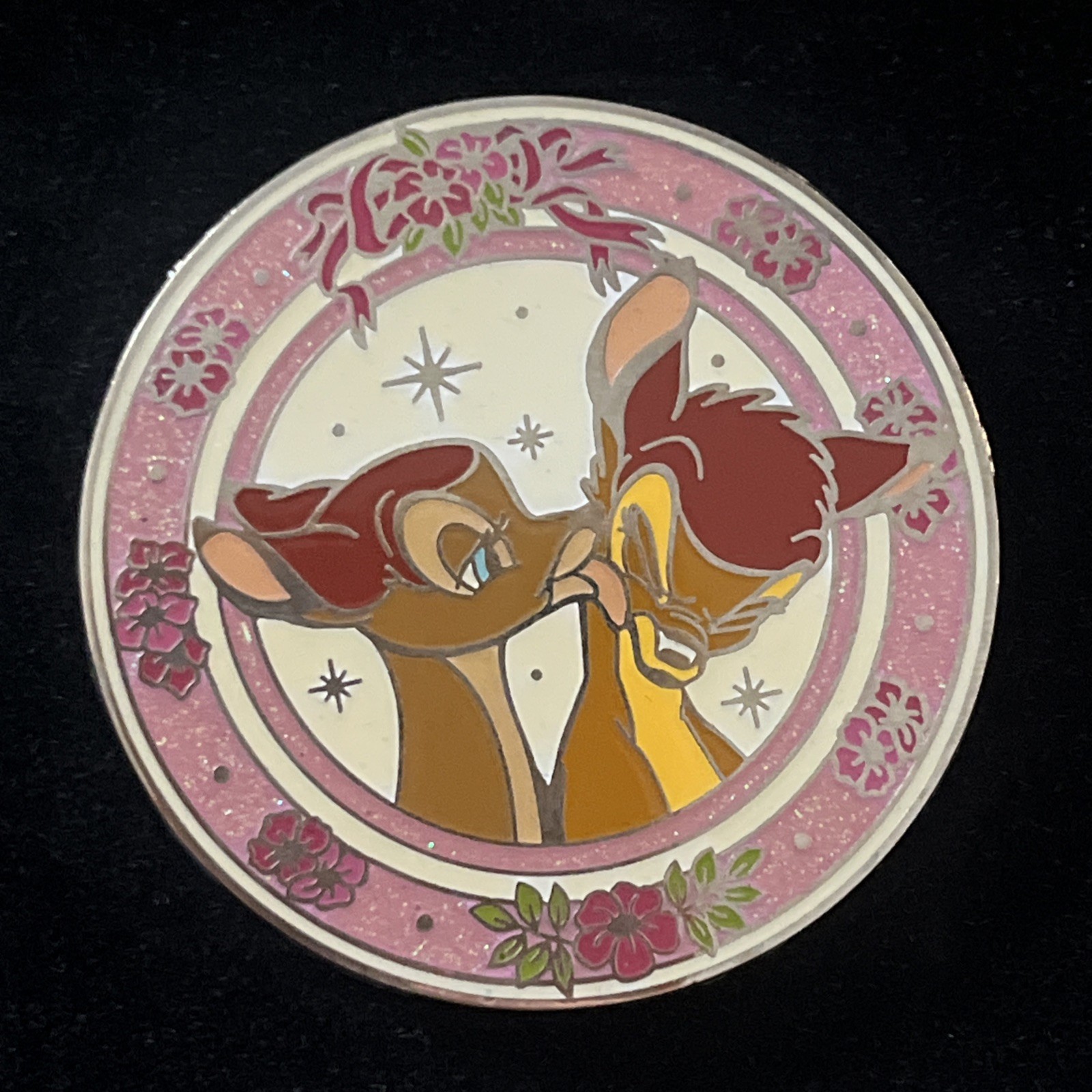 DS Disney Bambi & Faline Kiss LE 250 Rare Pin 2010