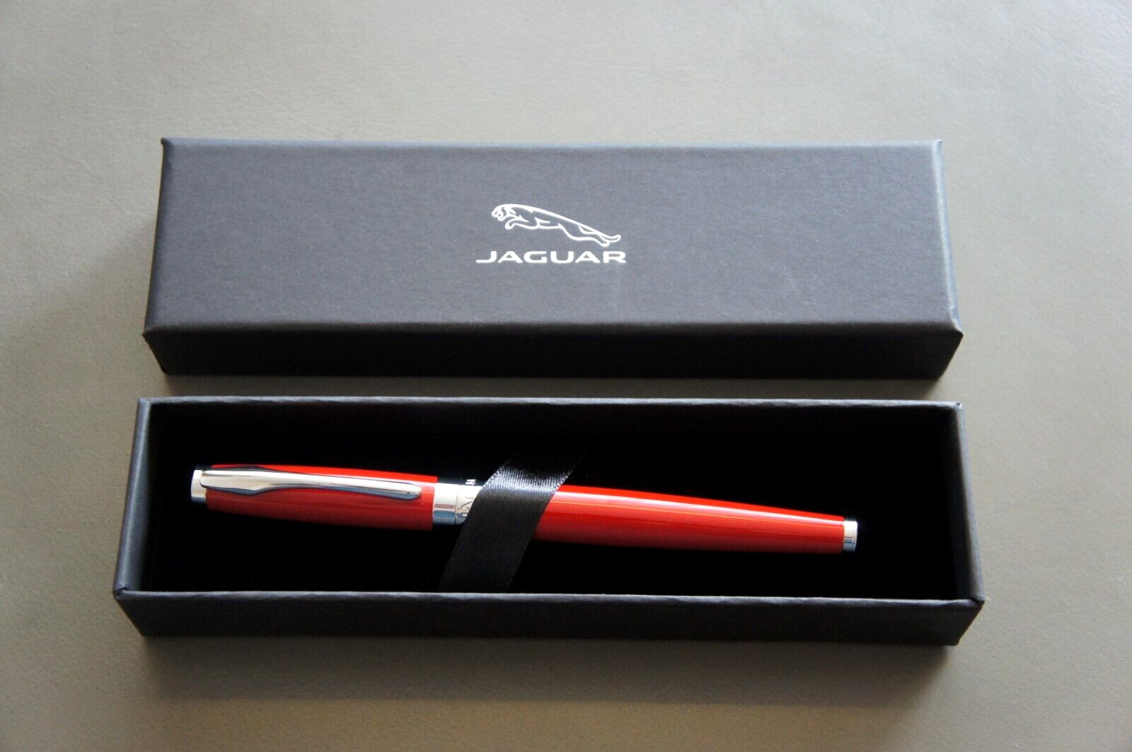 NIB Genuine Jaguar Core Red Metal Ballpoint Roller Ball Pen Part No 50JGPN500BKA