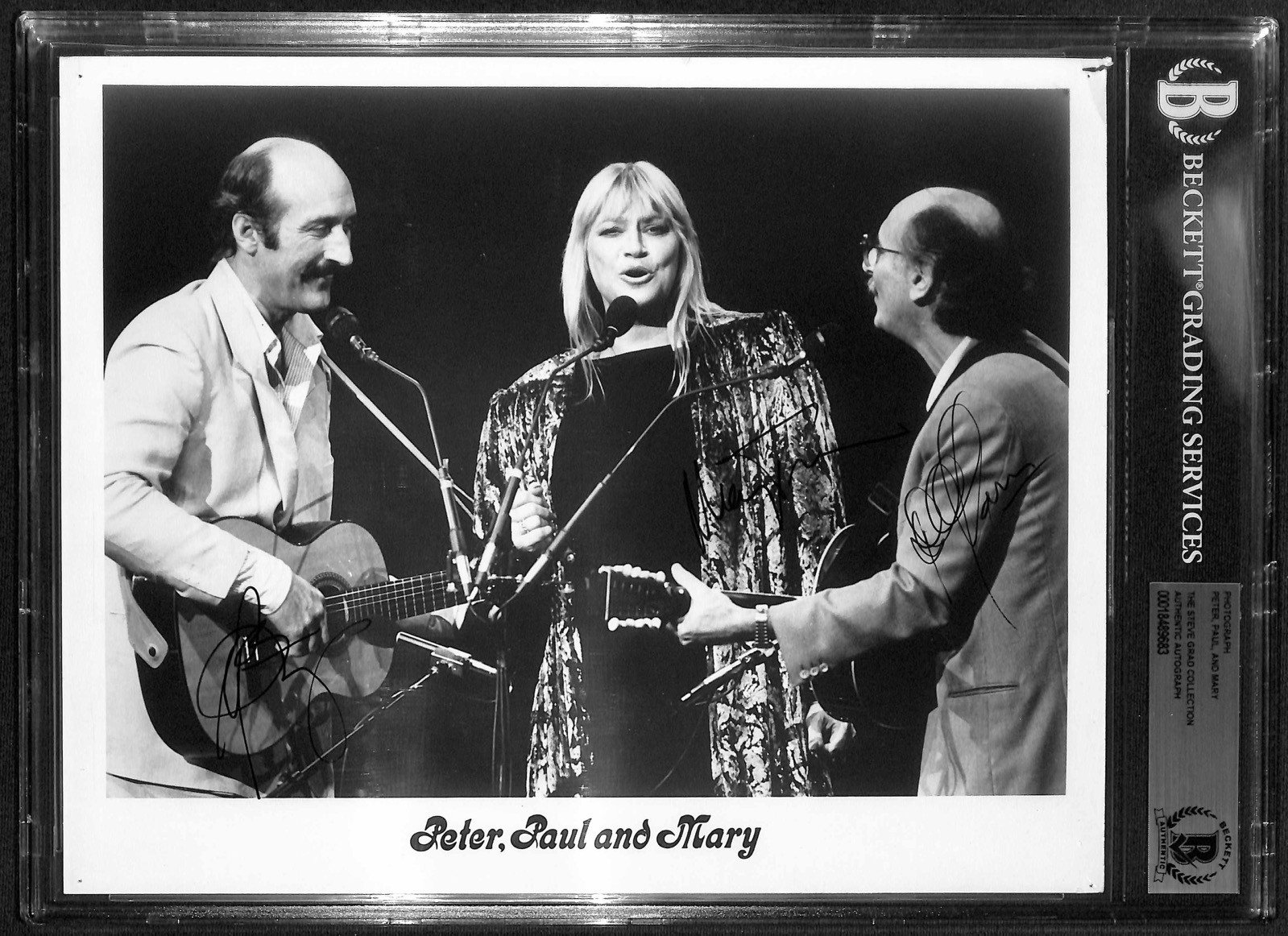 Peter Paul & Mary Signed 8x10 Photo BECKETT BAS Encapsulated Folk Music Trio
