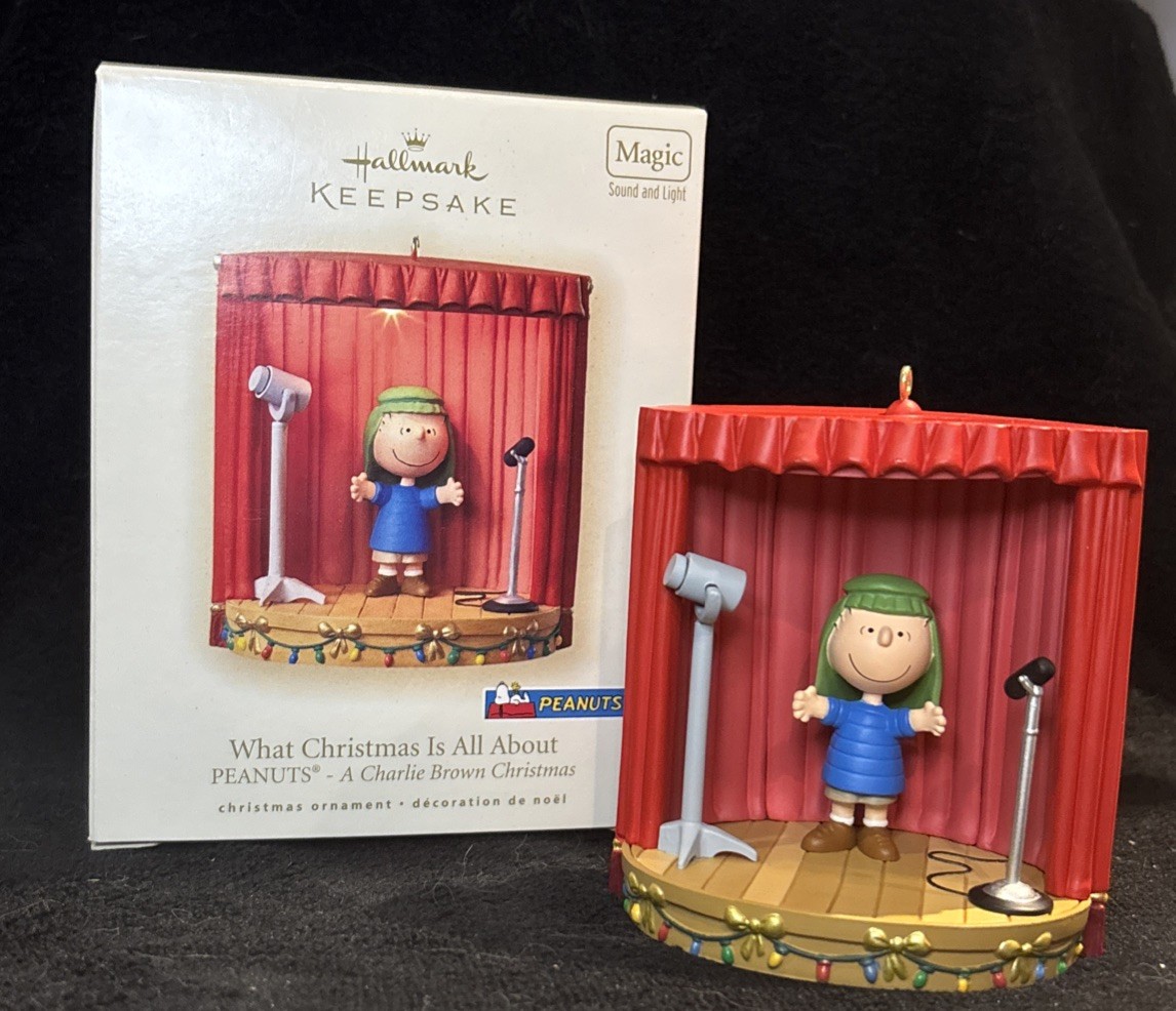 Hallmark QXI7639 What Christmas Is All About Keepsake Ornament Linus Peanuts MIB