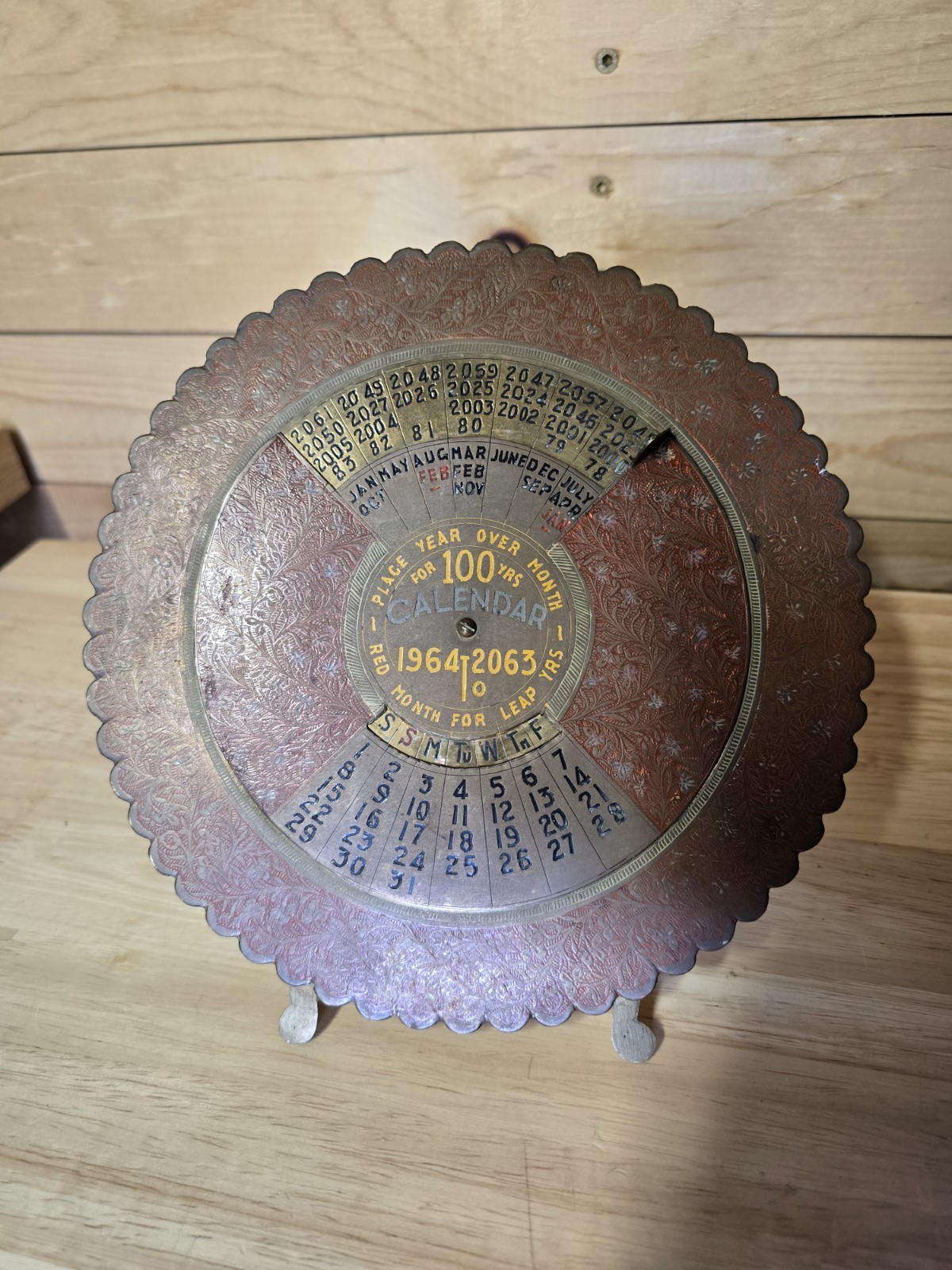 100 Year Perpetual Calendar 1964-2063 Vintage Brass 8 Inch Desk Stand 