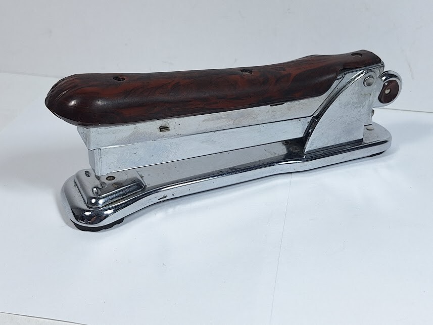 Vintage Ace Liner 502 Made in USA Brown