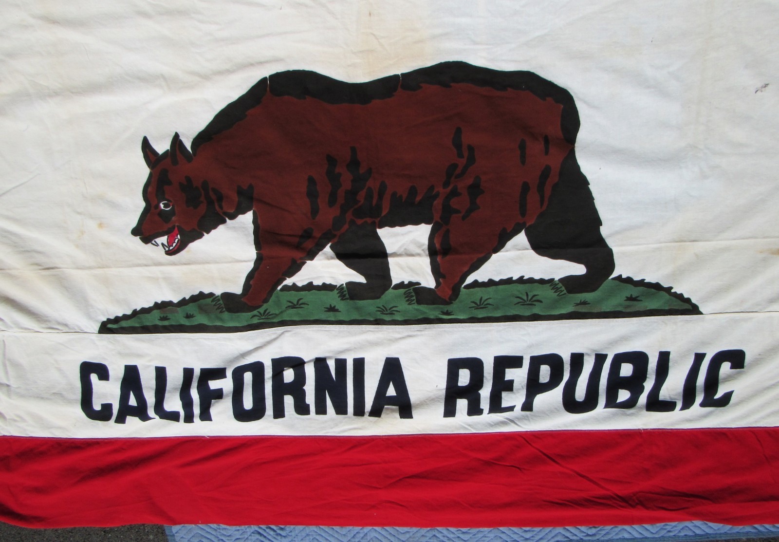 MASSIVE Antique 1920S Vintage Early California Republic Flag Red Cotton 5\'X8\'
