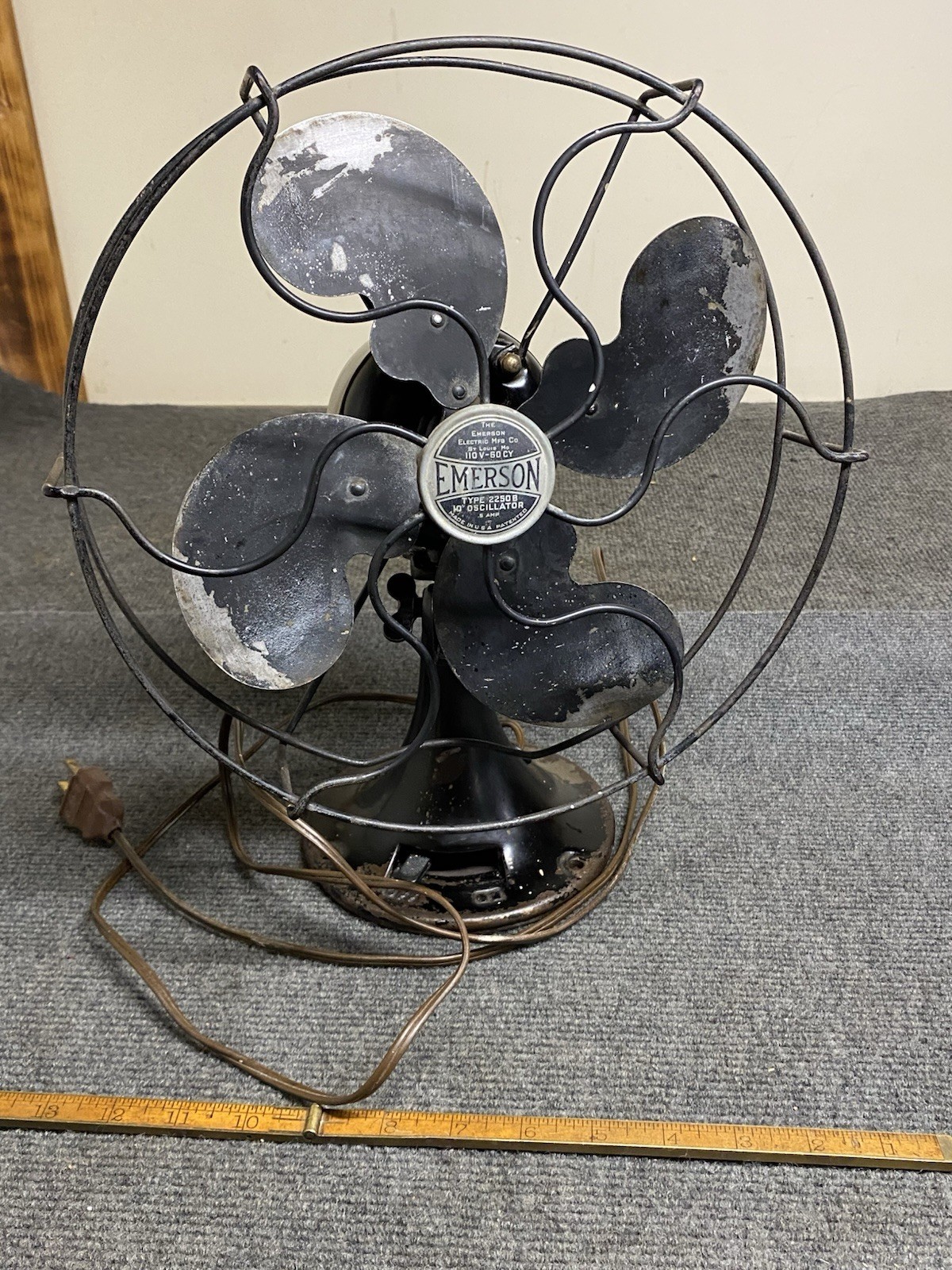 Vintage 1930s Emerson Jr 2250 B 10” Oscillating Fan WORKS GREAT USA