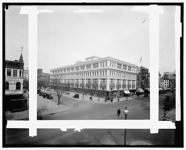 Photo:Washington DC Homer Building 1910s 13th and F St street scene