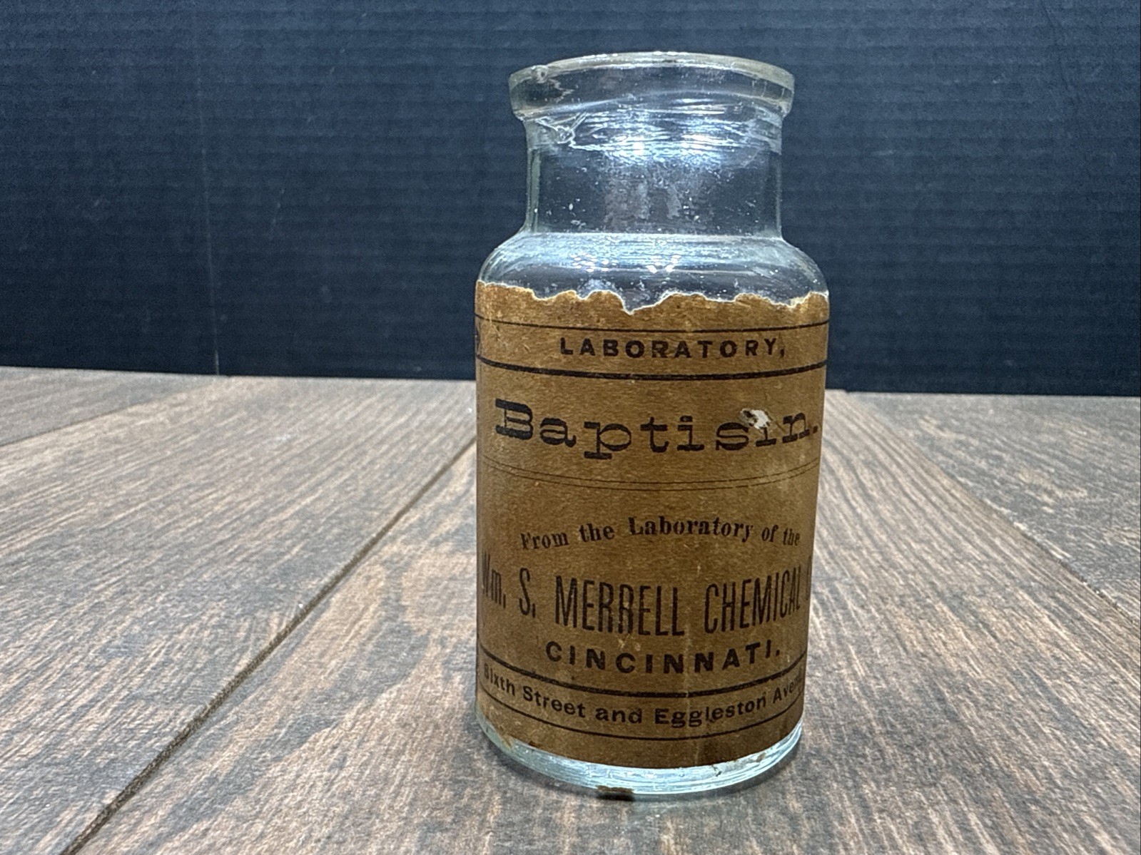 Vintage WM,S, MERRELL CHEMICAL COMPANY BOTTLE CINCINNATI OHIO 6th & Eggleston 