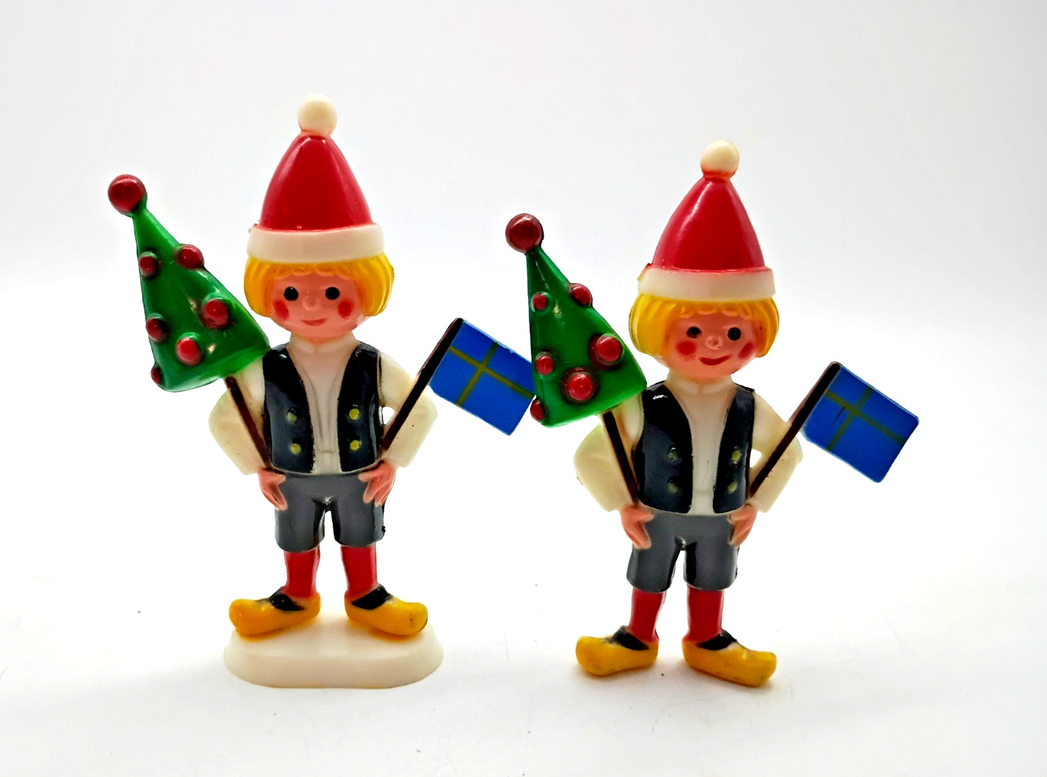 Vtg Swedish Karen Kjaersgaard Young Boys Christmas Figures Flag & Christmas Tree