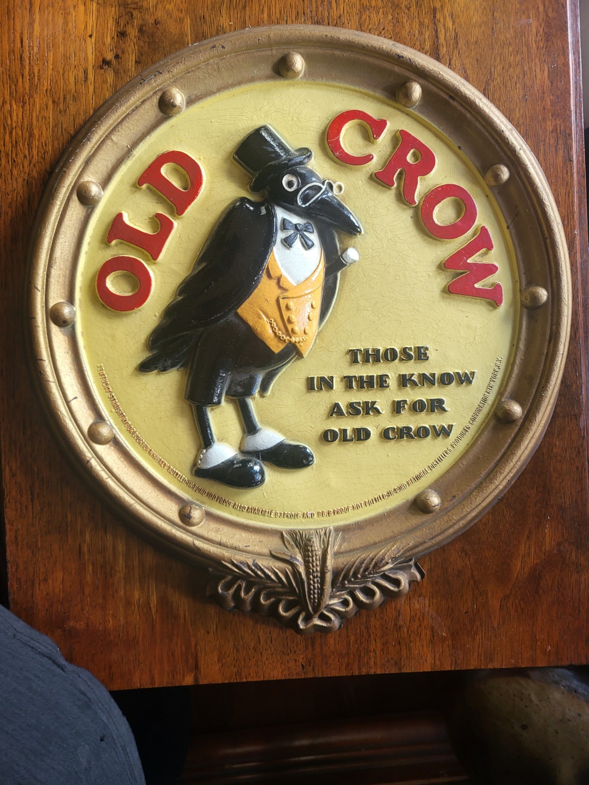 RARE 1950S OLD CROW  NATIONAL DISTILLERS DIMENSIONAL ADVERTISING WHISKEY SIGN
