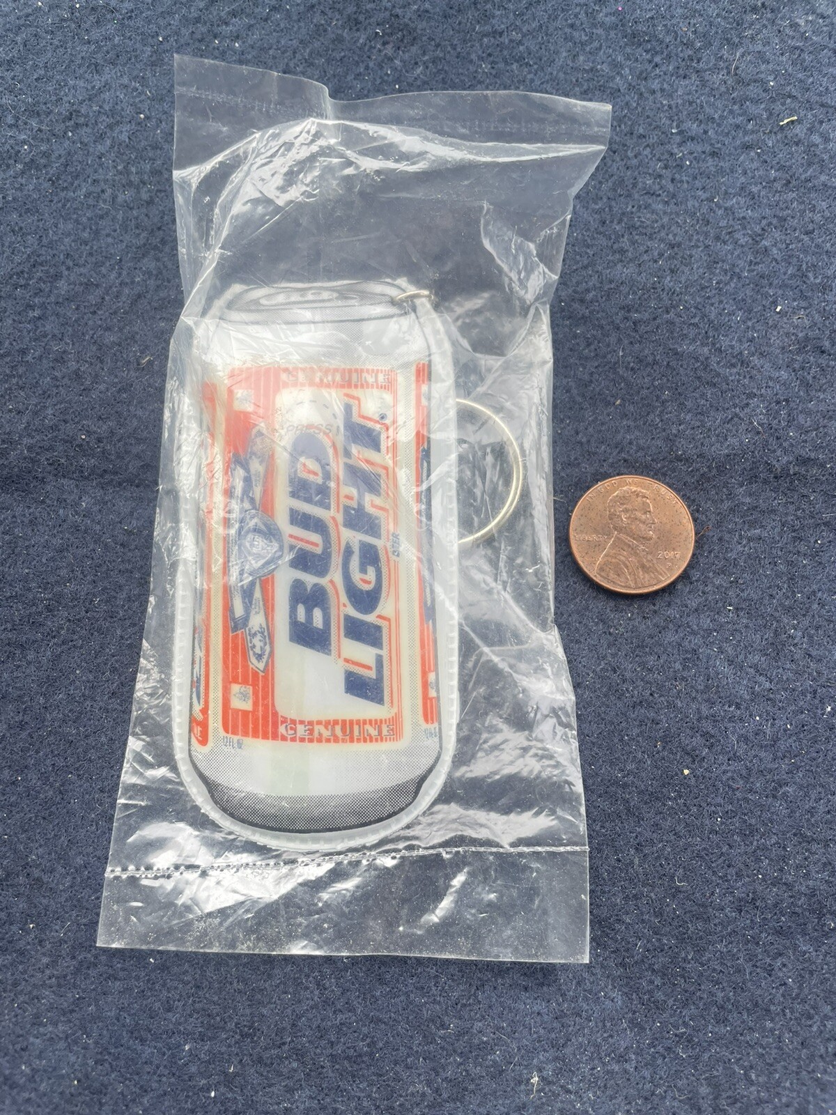 Bud Light Can Keychain Puffer Budweiser Beer Flashlight Doesn’t Work