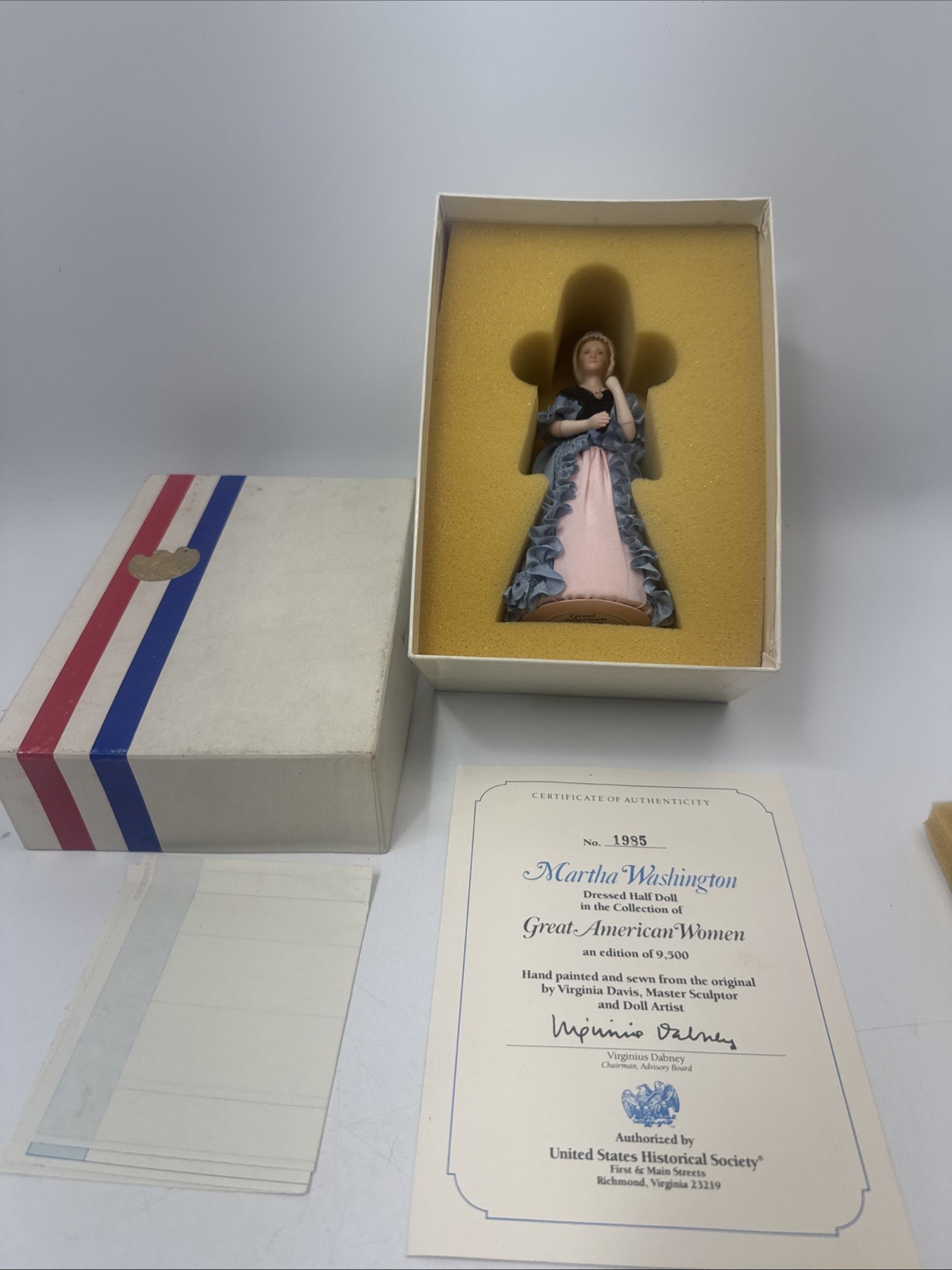 Great American Women 1st Lady Martha Washington US Historical Society Figurine
