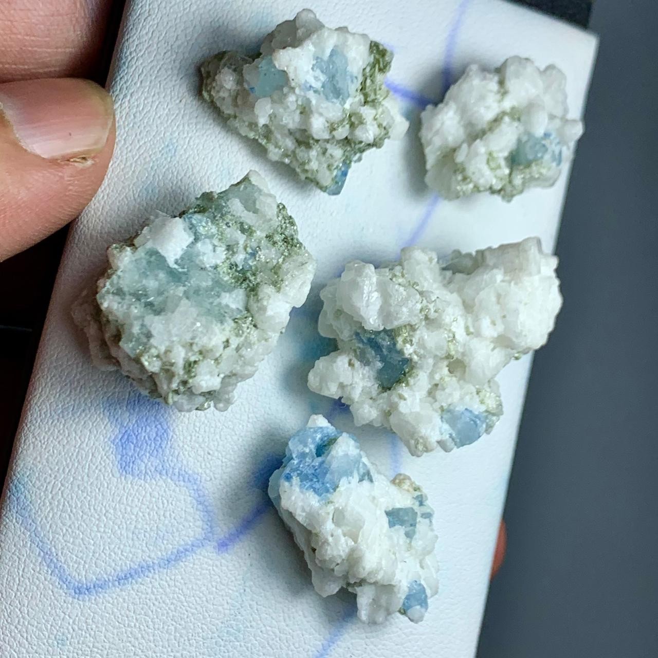 129 CT Terminated Natural Aquamarine Crystals lot From Skardu Pakistan
