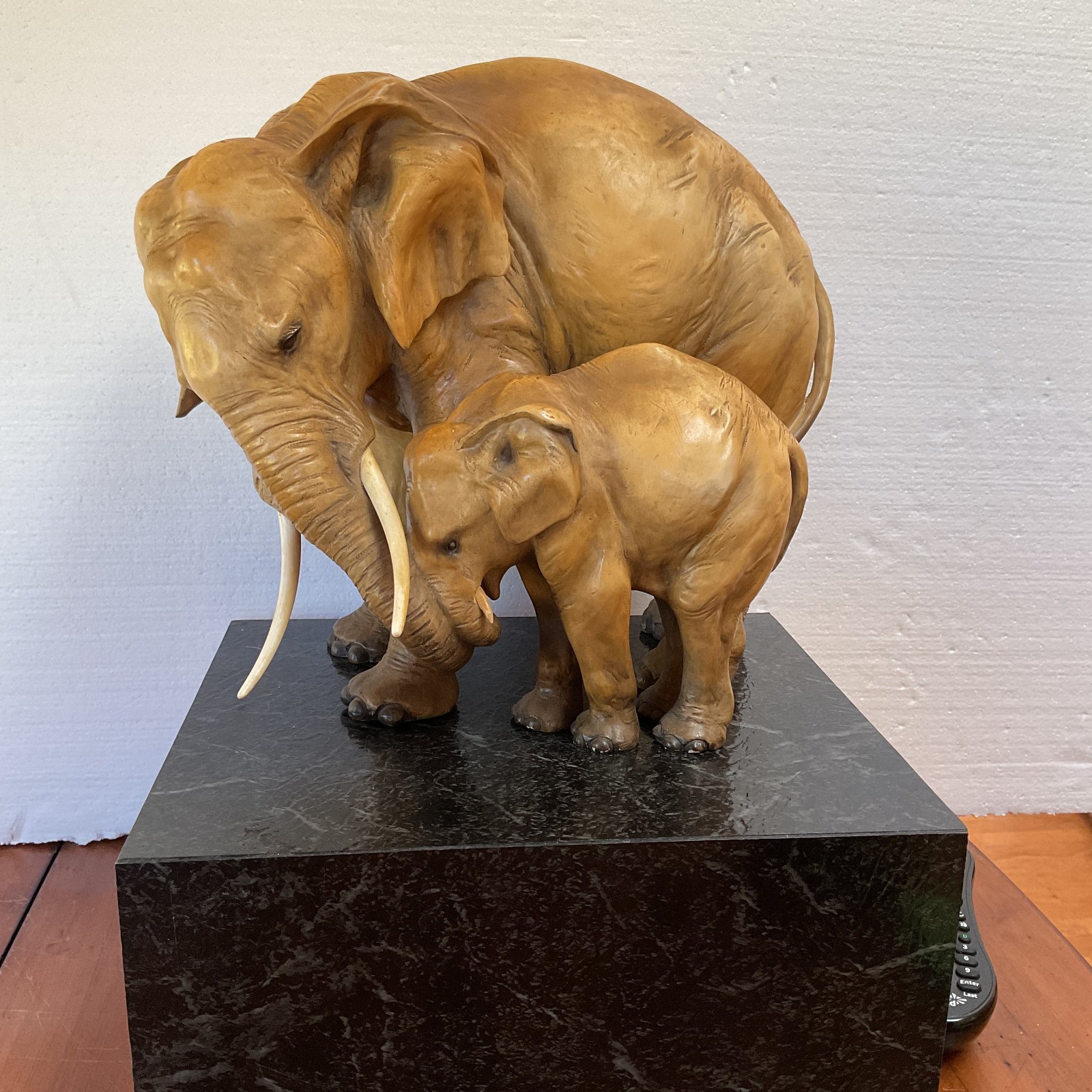 Guido Cacciapuoti Mother Baby Elephant Sculpture Signed Italy Terracotta 1930s