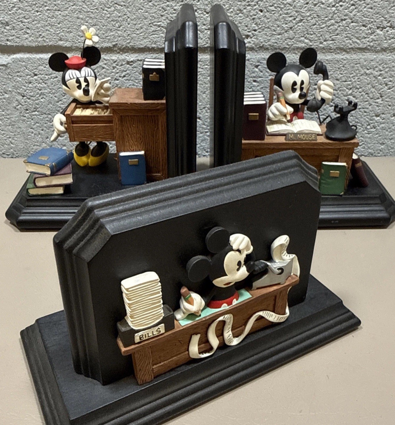 Disney Mickey and Minnie Mouse Office Desk 3 Pieces Book Ends Letter Holder Figi