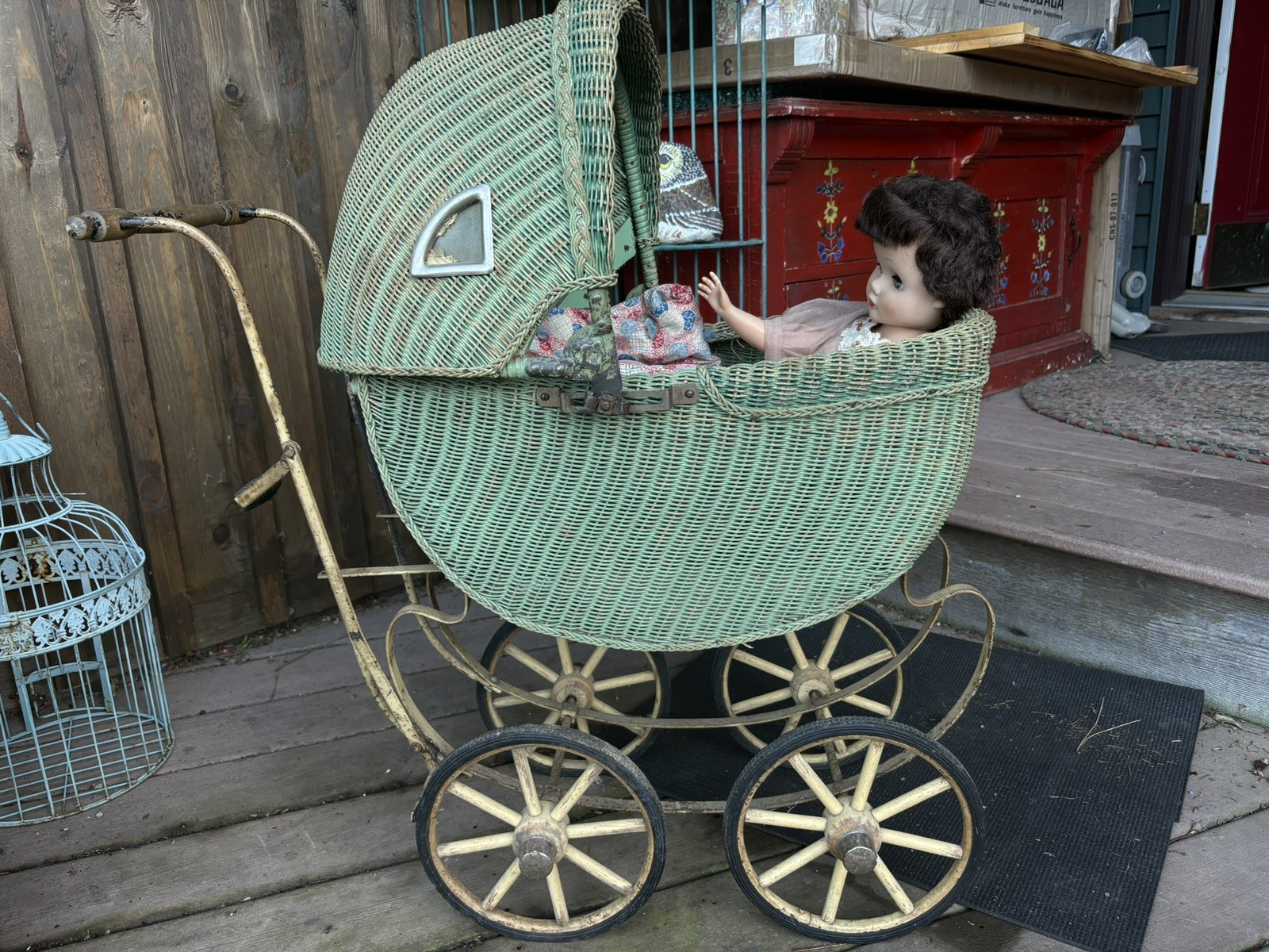 1900’s Antique Victorian Green Wicker Pram Baby Doll Buggy/Carriage Stroller 26